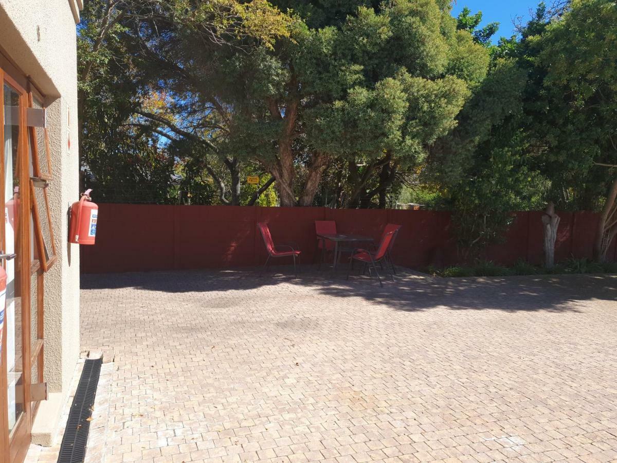 Dilisca Guesthouse Durbanville Exterior photo